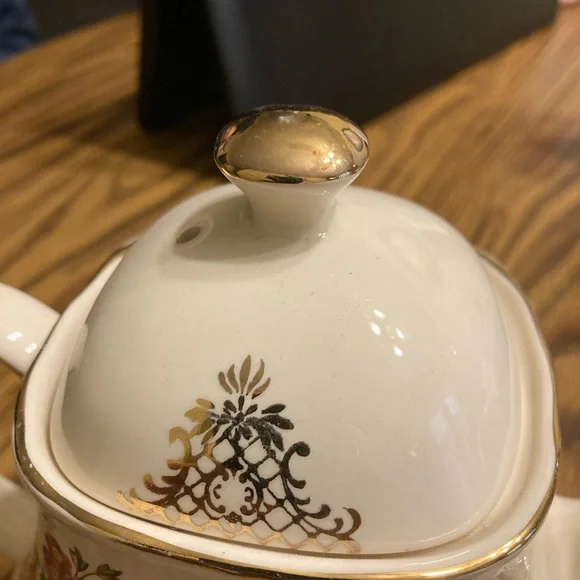 Vintage 1950s Sadler English Bone China Teapot - Picture 5 of 7